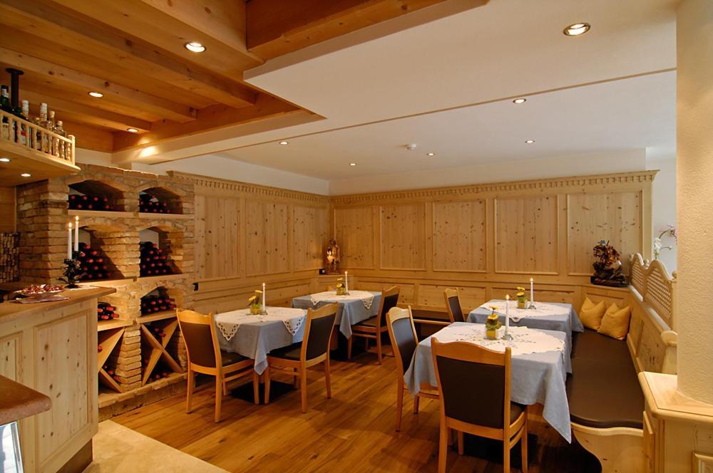 Hotel Talblick Ortisei Exterior foto