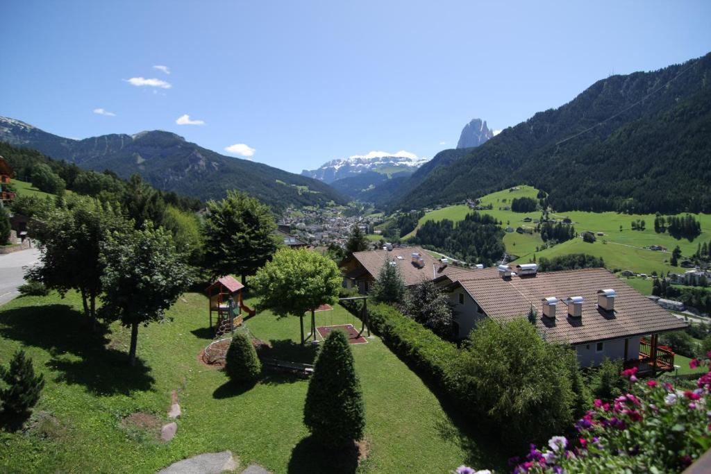 Hotel Talblick Ortisei Exterior foto