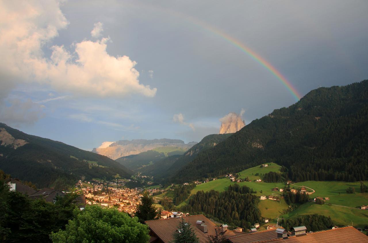 Hotel Talblick Ortisei Exterior foto